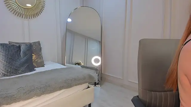 Snapshot of CharlotteBrownn_ chatting on 10.04.25 CharlotteBrownn online show from 10.04.25