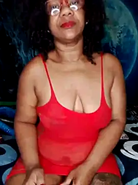 Snapshot of analgetica chatting on 10.18.25 analgetica online show from 10.18.25