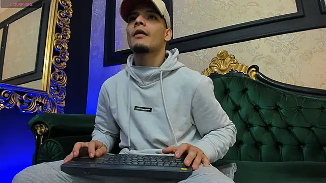 AlessandroKiing online show from 09.28.25