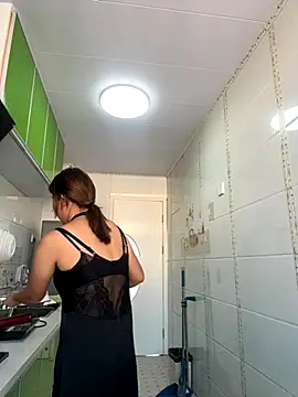 Snapshot of feifei_521 chatting on 11.01.25 feifei 521 online show from 11.01.25