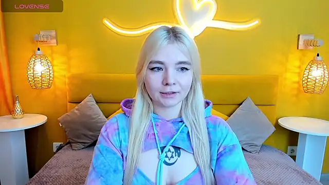 RuthBryant online show from 10.12.25