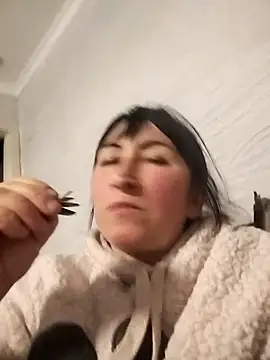 Funny Karina online show from 10.28.25