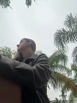 Snapshot of iron_alina chatting on 03.25.26 iron alina online show from 03.25.26