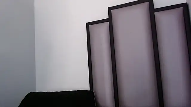 Snapshot of Lucy-23 chatting on 11.09.25 Lucy-23 online show from 11.09.25