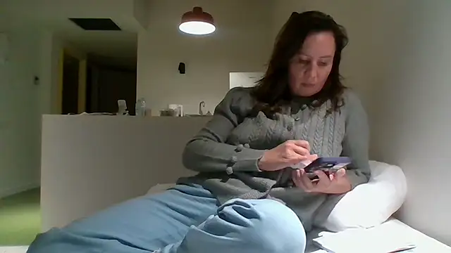 ALICAINWONDERLAND online show from 10.13.25