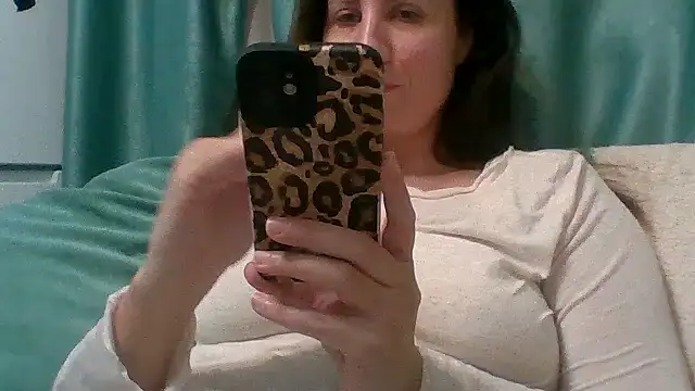 ALICAINWONDERLAND online show from 03.06.26