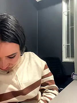 Venus Rivers online show from 10.04.25