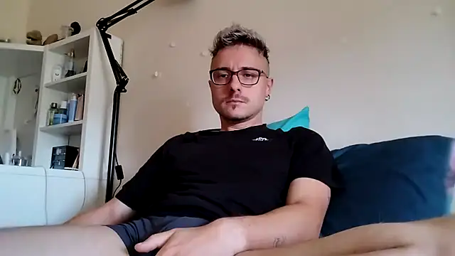 ilovechub112 online show from 09.26.25