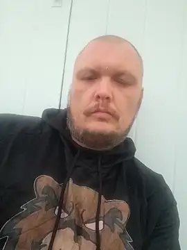 Snapshot of Yahurrme chatting on 10.21.25 Yahurrme online show from 10.21.25