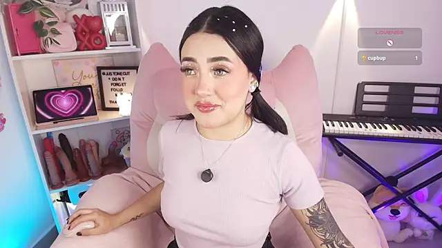 justonecute online show from 03.21.26