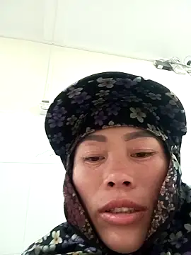 CoMay003 online show from 11.26.25