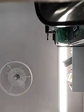 hansvonerotic1 online show from 09.15.25