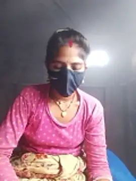 Snapshot of MISS-KAYA chatting on 10.31.25 MISS-KAYA online show from 10.31.25