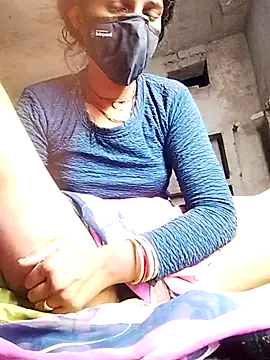 Snapshot of MISS-KAYA chatting on 11.07.25 MISS-KAYA online show from 11.07.25