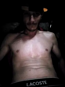 Snapshot of Romance32 chatting on 10.31.25 Romance32 online show from 10.31.25