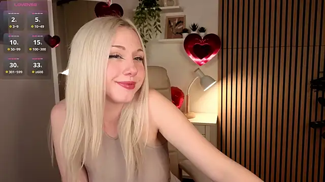 Snapshot of CatEyePro chatting on 02.14.26 CatEyePro online show from 02.14.26