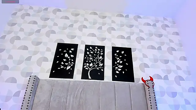 cristhi esterling online show from 11.30.25