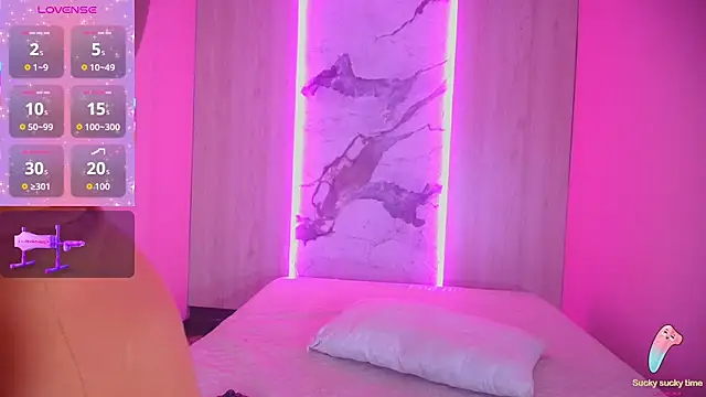 Cristal hott1 online show from 10.24.25