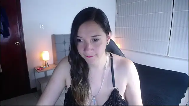 Snapshot of Agatha_bellucci_ chatting on 09.09.25 Agatha bellucci online show from 09.09.25