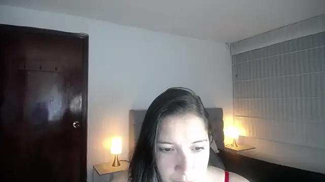 Snapshot of Agatha_bellucci_ chatting on 09.20.25 Agatha bellucci online show from 09.20.25