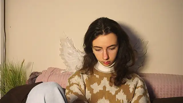 DeneenTurja online show from 11.03.25