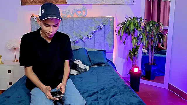 Room 69x online show from 02.28.26