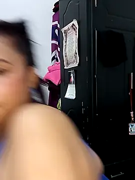 linda luna29 online show from 10.04.25