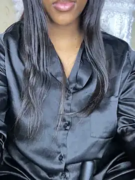 Snapshot of Sipsdoll chatting on 10.12.25 Sipsdoll online show from 10.12.25