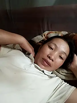 Snapshot of Tamy_20 chatting on 10.05.25 Tamy 20 online show from 10.05.25