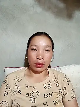 Snapshot of Tamy_20 chatting on 10.15.25 Tamy 20 online show from 10.15.25