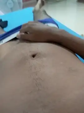 Snapshot of hotvene chatting on 10.18.25 hotvene online show from 10.18.25