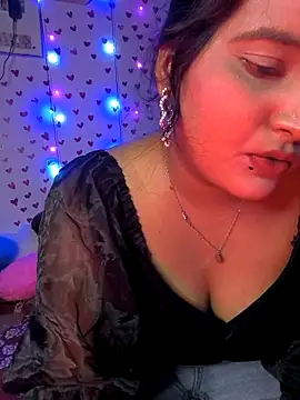 Snapshot of QueerSofty chatting on 09.23.25 QueerSofty online show from 09.23.25