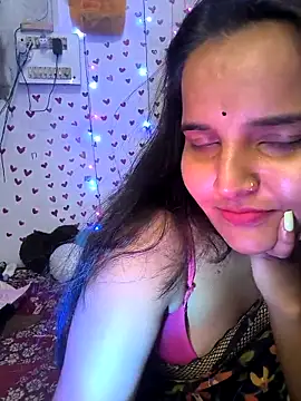 Snapshot of QueerSofty chatting on 10.05.25 QueerSofty online show from 10.05.25