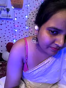 Snapshot of QueerSofty chatting on 10.08.25 QueerSofty online show from 10.08.25