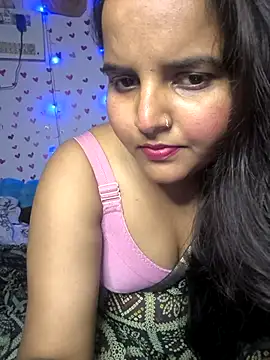 Snapshot of QueerSofty chatting on 11.04.25 QueerSofty online show from 11.04.25