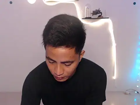 Lloyd wintours online show from 03.09.26