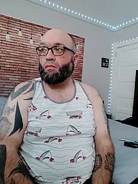 unknown man69 online show from 10.22.25