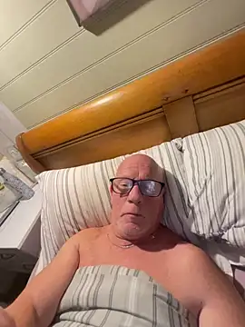 philefc online show from 10.15.25