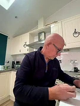 philefc online show from 12.04.25