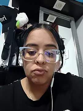 Sofia leving online show from 11.08.25