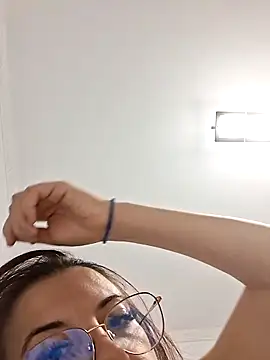 Snapshot of Anayssa_ chatting on 10.01.25 Anayssa online show from 10.01.25