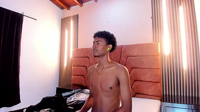 Snapshot of FYKMOR_1 chatting on 10.16.25 FYKMOR 1 online show from 10.16.25