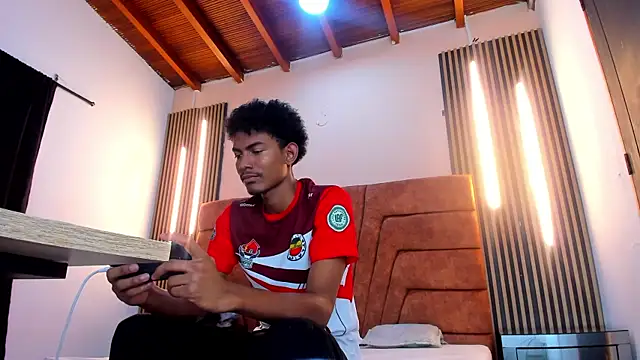 Snapshot of FYKMOR_1 chatting on 10.27.25 FYKMOR 1 online show from 10.27.25