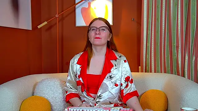 AliceAllisons online show from 09.15.25