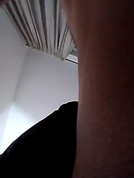 Snapshot of handsome8inchh chatting on 09.14.25 handsome8inchh online show from 09.14.25