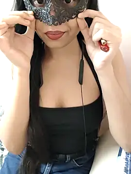 Snapshot of KARISHMA-STRIP chatting on 10.08.25 KARISHMA-STRIP online show from 10.08.25