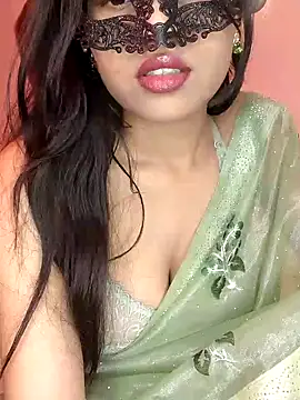 Snapshot of KARISHMA-STRIP chatting on 11.04.25 KARISHMA-STRIP online show from 11.04.25