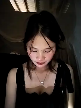 saronla 03 online show from 10.08.25