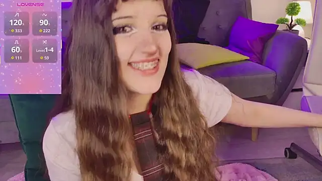 Snapshot of kamila_blush chatting on 11.30.25 kamila blush online show from 11.30.25