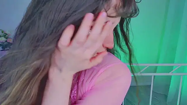 Snapshot of kamila_blush chatting on 01.09.26 kamila blush online show from 01.09.26